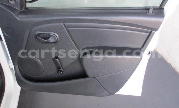 Buy Used Nissan NP 300 White Car in Ezulwini in Hhohho Buy Used Nissan NP 300 White Car in Ezulwini in Hhohho