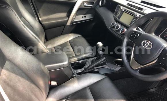 Acheter Occasion Voiture Toyota RAV4 Noir à Mpaka, Lubombo District Acheter Occasion Voiture Toyota RAV4 Noir à Mpaka, Lubombo District