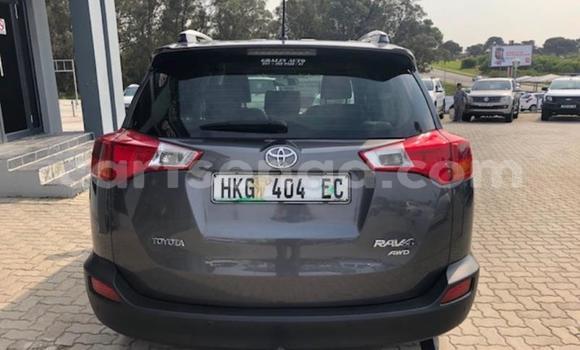 Acheter Occasion Voiture Toyota RAV4 Noir à Mpaka, Lubombo District Acheter Occasion Voiture Toyota RAV4 Noir à Mpaka, Lubombo District