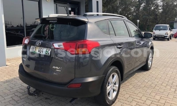Acheter Occasion Voiture Toyota RAV4 Noir à Mpaka, Lubombo District Acheter Occasion Voiture Toyota RAV4 Noir à Mpaka, Lubombo District