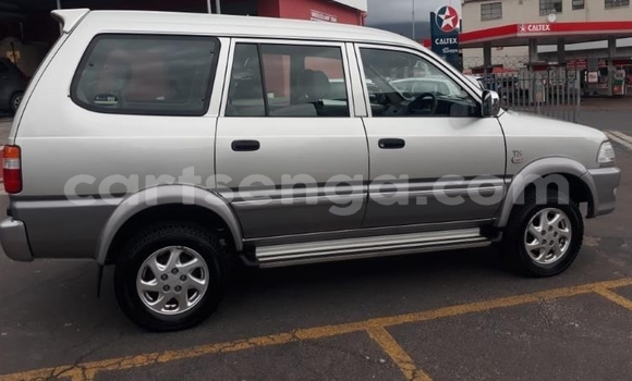 Acheter Occasion Voiture Toyota Commuter Gris à Mbabane, Manzini Acheter Occasion Voiture Toyota Commuter Gris à Mbabane, Manzini