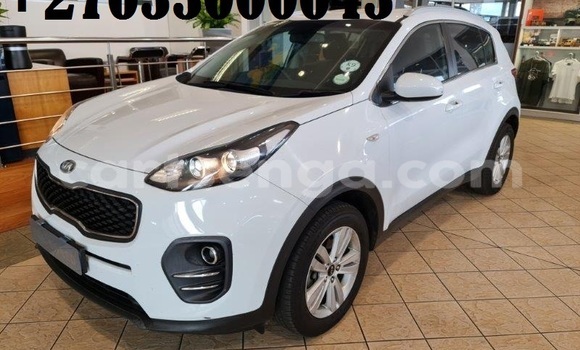 Nunua Ilio tumika Kia Sportage White Gari ndani ya Mbabane nchini Manzini