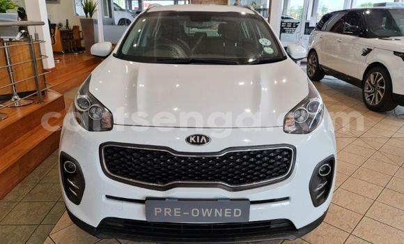 Nunua Ilio tumika Kia Sportage White Gari ndani ya Mbabane nchini Manzini Nunua Ilio tumika Kia Sportage White Gari ndani ya Mbabane nchini Manzini