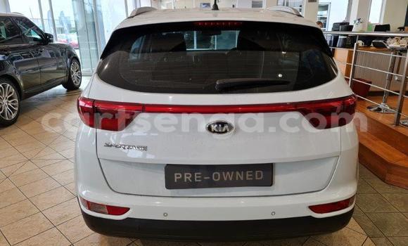 Nunua Ilio tumika Kia Sportage White Gari ndani ya Mbabane nchini Manzini Nunua Ilio tumika Kia Sportage White Gari ndani ya Mbabane nchini Manzini