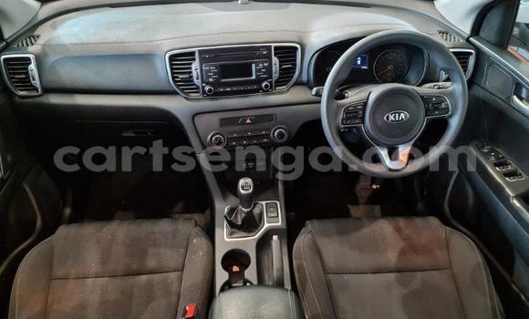 Nunua Ilio tumika Kia Sportage White Gari ndani ya Mbabane nchini Manzini Nunua Ilio tumika Kia Sportage White Gari ndani ya Mbabane nchini Manzini