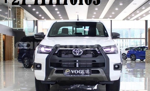 Nunua Ilio tumika Toyota Hilux White Gari ndani ya Mbabane nchini Manzini Nunua Ilio tumika Toyota Hilux White Gari ndani ya Mbabane nchini Manzini