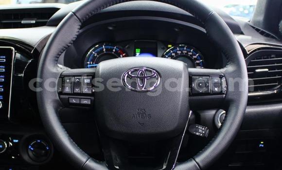Buy Used Toyota Hilux White Car in Mbabane in Manzini Buy Used Toyota Hilux White Car in Mbabane in Manzini