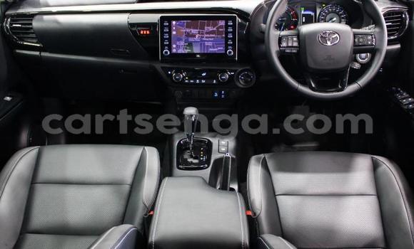 Buy Used Toyota Hilux White Car in Mbabane in Manzini Buy Used Toyota Hilux White Car in Mbabane in Manzini