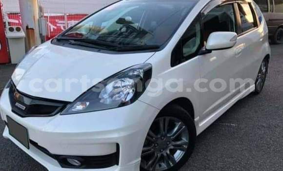 Buy Used Honda FIT Silver Car in Ezulwini in Hhohho Buy Used Honda FIT Silver Car in Ezulwini in Hhohho
