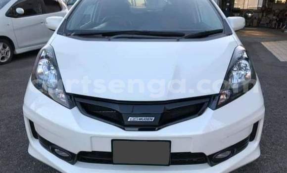 Buy Used Honda FIT Silver Car in Ezulwini in Hhohho Buy Used Honda FIT Silver Car in Ezulwini in Hhohho