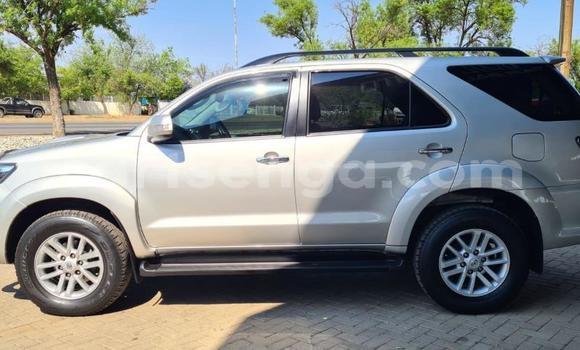 Buy Used Toyota Fortuner Silver Car in Bhunya in Manzini