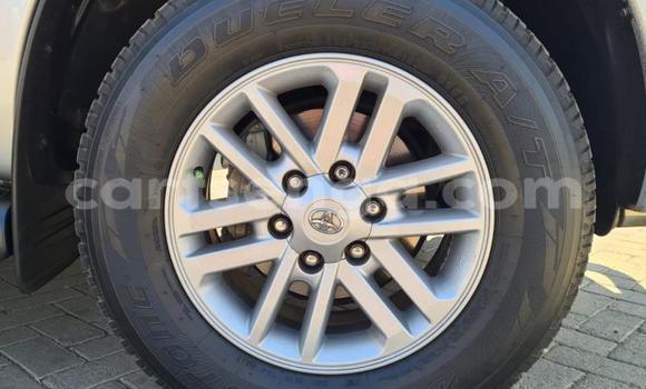 Nunua Ilio tumika Toyota Fortuner Silver Gari ndani ya Bhunya nchini Manzini Nunua Ilio tumika Toyota Fortuner Silver Gari ndani ya Bhunya nchini Manzini