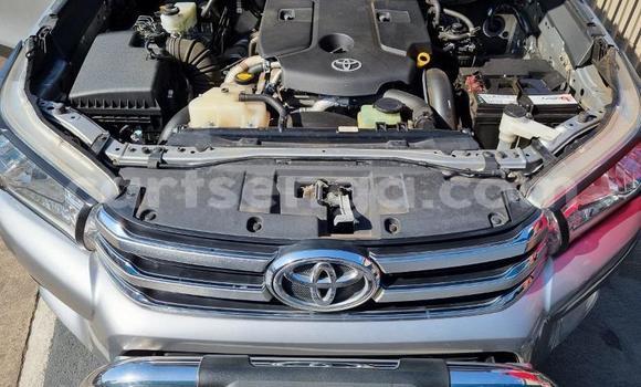 Nunua Ilio tumika Toyota Hilux Silver Gari ndani ya Bhunya nchini Manzini Nunua Ilio tumika Toyota Hilux Silver Gari ndani ya Bhunya nchini Manzini