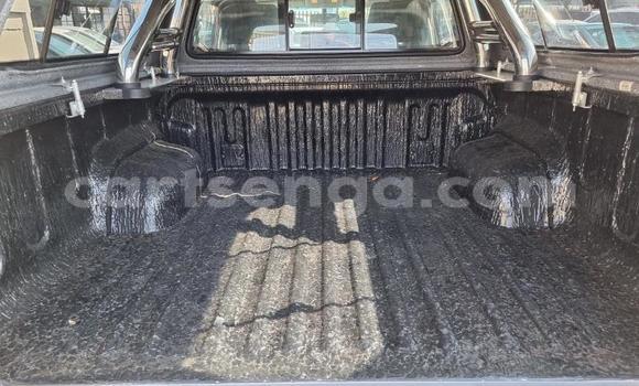 Nunua Ilio tumika Toyota Hilux Silver Gari ndani ya Bhunya nchini Manzini Nunua Ilio tumika Toyota Hilux Silver Gari ndani ya Bhunya nchini Manzini