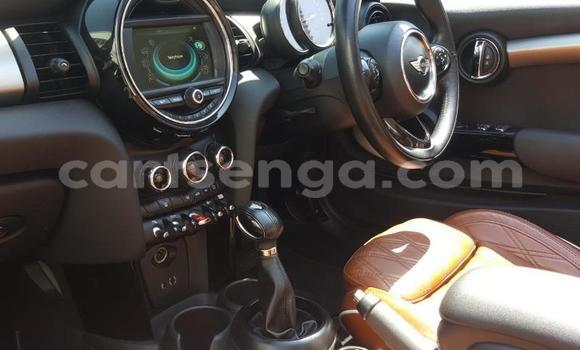 Nunua Ilio tumika MINI Cooper Silver Gari ndani ya Bhunya nchini Manzini Nunua Ilio tumika MINI Cooper Silver Gari ndani ya Bhunya nchini Manzini