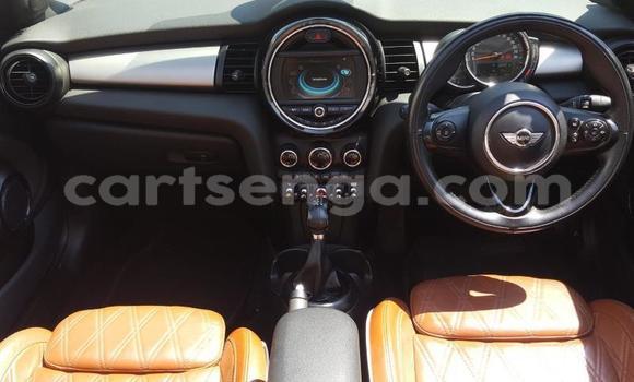 Nunua Ilio tumika MINI Cooper Silver Gari ndani ya Bhunya nchini Manzini Nunua Ilio tumika MINI Cooper Silver Gari ndani ya Bhunya nchini Manzini