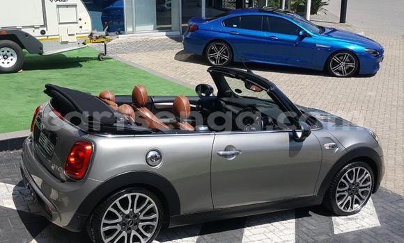 Nunua Ilio tumika MINI Cooper Silver Gari ndani ya Bhunya nchini Manzini Nunua Ilio tumika MINI Cooper Silver Gari ndani ya Bhunya nchini Manzini