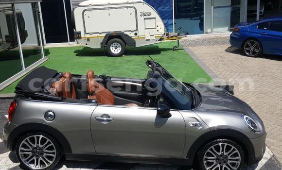 Nunua Ilio tumika MINI Cooper Silver Gari ndani ya Bhunya nchini Manzini Nunua Ilio tumika MINI Cooper Silver Gari ndani ya Bhunya nchini Manzini
