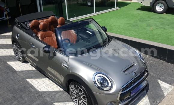 Nunua Ilio tumika MINI Cooper Silver Gari ndani ya Bhunya nchini Manzini Nunua Ilio tumika MINI Cooper Silver Gari ndani ya Bhunya nchini Manzini