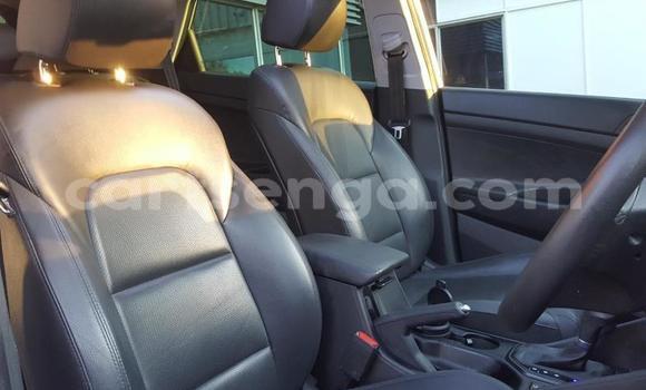 Nunua Ilio tumika Hyundai Tucson White Gari ndani ya Bhunya nchini Manzini Nunua Ilio tumika Hyundai Tucson White Gari ndani ya Bhunya nchini Manzini