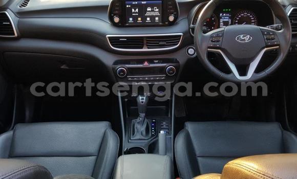 Nunua Ilio tumika Hyundai Tucson White Gari ndani ya Bhunya nchini Manzini Nunua Ilio tumika Hyundai Tucson White Gari ndani ya Bhunya nchini Manzini