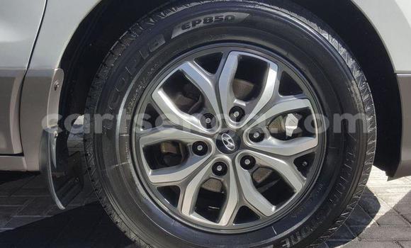 Nunua Ilio tumika Hyundai H1 White Gari ndani ya Bhunya nchini Manzini Nunua Ilio tumika Hyundai H1 White Gari ndani ya Bhunya nchini Manzini