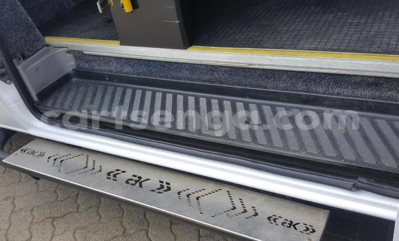 Nunua Ilio tumika Mercedes‒Benz Sprinter White Lori ndani ya Bhunya nchini Manzini Nunua Ilio tumika Mercedes‒Benz Sprinter White Lori ndani ya Bhunya nchini Manzini