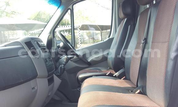 Nunua Ilio tumika Mercedes‒Benz Sprinter White Lori ndani ya Bhunya nchini Manzini Nunua Ilio tumika Mercedes‒Benz Sprinter White Lori ndani ya Bhunya nchini Manzini