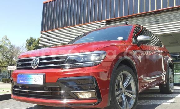 Nunua Ilio tumika Volkswagen Tiguan Red Gari ndani ya Bhunya nchini Manzini