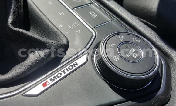 Nunua Ilio tumika Volkswagen Tiguan Red Gari ndani ya Bhunya nchini Manzini Nunua Ilio tumika Volkswagen Tiguan Red Gari ndani ya Bhunya nchini Manzini