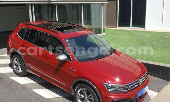 Nunua Ilio tumika Volkswagen Tiguan Red Gari ndani ya Bhunya nchini Manzini Nunua Ilio tumika Volkswagen Tiguan Red Gari ndani ya Bhunya nchini Manzini
