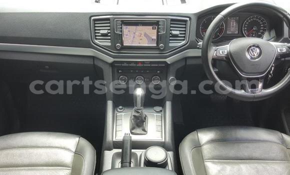 Nunua Ilio tumika Volkswagen Amarok Silver Gari ndani ya Bhunya nchini Manzini Nunua Ilio tumika Volkswagen Amarok Silver Gari ndani ya Bhunya nchini Manzini