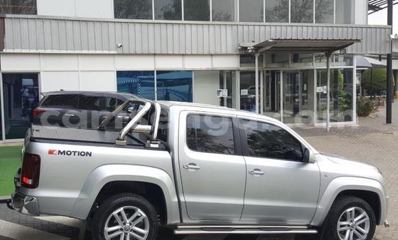 Nunua Ilio tumika Volkswagen Amarok Silver Gari ndani ya Bhunya nchini Manzini Nunua Ilio tumika Volkswagen Amarok Silver Gari ndani ya Bhunya nchini Manzini