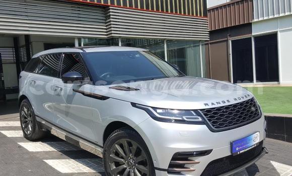 Nunua Ilio tumika Land Rover Discovery Sport Silver Gari ndani ya Bhunya nchini Manzini
