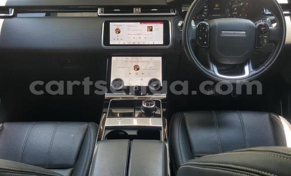 Nunua Ilio tumika Land Rover Discovery Sport Silver Gari ndani ya Bhunya nchini Manzini Nunua Ilio tumika Land Rover Discovery Sport Silver Gari ndani ya Bhunya nchini Manzini