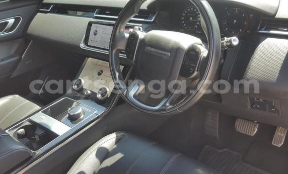 Nunua Ilio tumika Land Rover Discovery Sport Silver Gari ndani ya Bhunya nchini Manzini Nunua Ilio tumika Land Rover Discovery Sport Silver Gari ndani ya Bhunya nchini Manzini