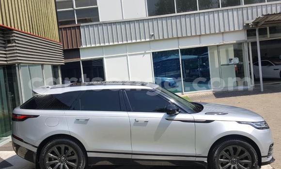 Nunua Ilio tumika Land Rover Discovery Sport Silver Gari ndani ya Bhunya nchini Manzini Nunua Ilio tumika Land Rover Discovery Sport Silver Gari ndani ya Bhunya nchini Manzini