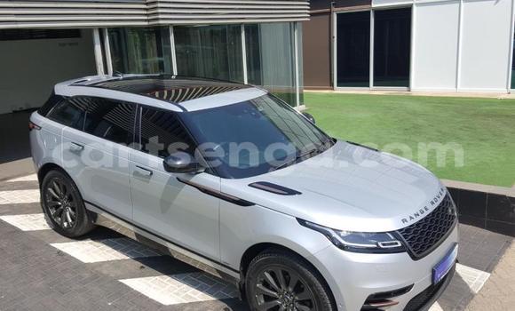 Nunua Ilio tumika Land Rover Discovery Sport Silver Gari ndani ya Bhunya nchini Manzini Nunua Ilio tumika Land Rover Discovery Sport Silver Gari ndani ya Bhunya nchini Manzini