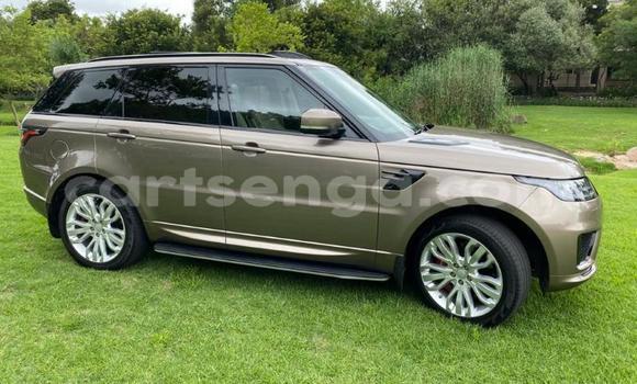 Nunua Ilio tumika Land Rover Discovery Sport Silver Gari ndani ya Bhunya nchini Manzini Nunua Ilio tumika Land Rover Discovery Sport Silver Gari ndani ya Bhunya nchini Manzini