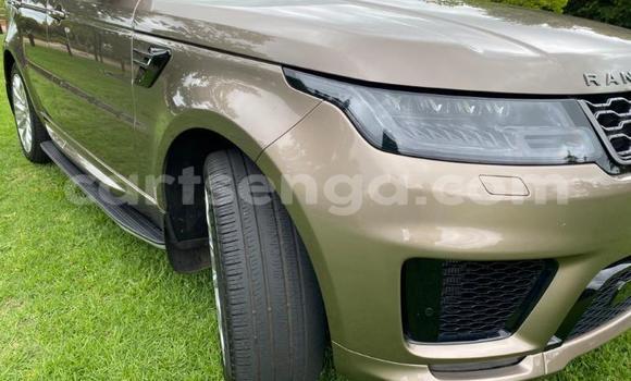 Nunua Ilio tumika Land Rover Discovery Sport Silver Gari ndani ya Bhunya nchini Manzini Nunua Ilio tumika Land Rover Discovery Sport Silver Gari ndani ya Bhunya nchini Manzini