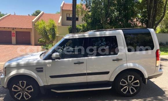 Nunua Ilio tumika Land Rover Discovery White Gari ndani ya Bhunya nchini Manzini Nunua Ilio tumika Land Rover Discovery White Gari ndani ya Bhunya nchini Manzini