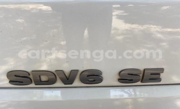 Nunua Ilio tumika Land Rover Discovery White Gari ndani ya Bhunya nchini Manzini Nunua Ilio tumika Land Rover Discovery White Gari ndani ya Bhunya nchini Manzini