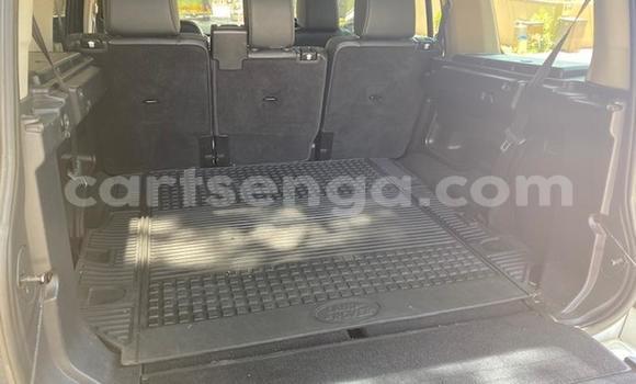 Nunua Ilio tumika Land Rover Discovery White Gari ndani ya Bhunya nchini Manzini Nunua Ilio tumika Land Rover Discovery White Gari ndani ya Bhunya nchini Manzini