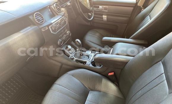 Nunua Ilio tumika Land Rover Discovery White Gari ndani ya Bhunya nchini Manzini Nunua Ilio tumika Land Rover Discovery White Gari ndani ya Bhunya nchini Manzini