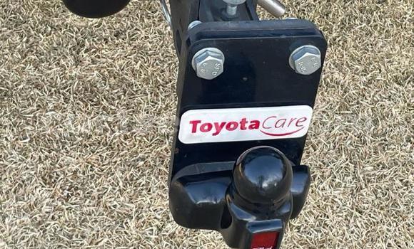 Nunua Ilio tumika Toyota Hilux White Gari ndani ya Bhunya nchini Manzini Nunua Ilio tumika Toyota Hilux White Gari ndani ya Bhunya nchini Manzini