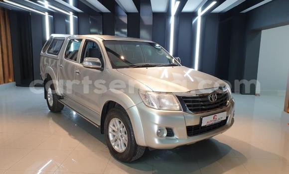 Nunua Ilio tumika Toyota Hilux Silver Gari ndani ya Bhunya nchini Manzini Nunua Ilio tumika Toyota Hilux Silver Gari ndani ya Bhunya nchini Manzini