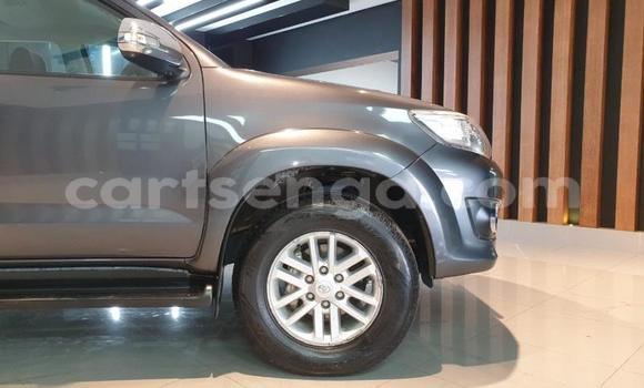 Nunua Ilio tumika Toyota Fortuner Silver Gari ndani ya Bhunya nchini Manzini Nunua Ilio tumika Toyota Fortuner Silver Gari ndani ya Bhunya nchini Manzini