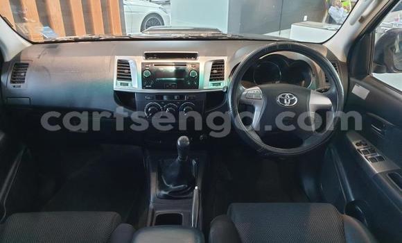 Nunua Ilio tumika Toyota Fortuner Silver Gari ndani ya Bhunya nchini Manzini Nunua Ilio tumika Toyota Fortuner Silver Gari ndani ya Bhunya nchini Manzini