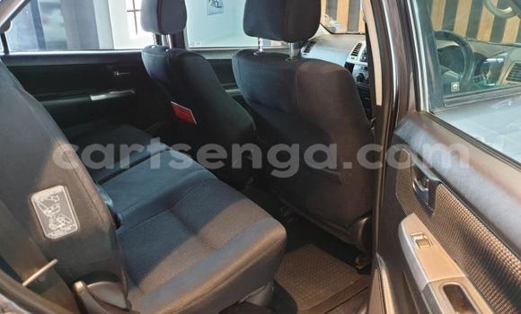 Nunua Ilio tumika Toyota Fortuner Silver Gari ndani ya Bhunya nchini Manzini Nunua Ilio tumika Toyota Fortuner Silver Gari ndani ya Bhunya nchini Manzini