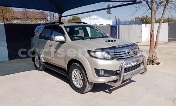 Nunua Ilio tumika Toyota Fortuner Silver Gari ndani ya Bhunya nchini Manzini Nunua Ilio tumika Toyota Fortuner Silver Gari ndani ya Bhunya nchini Manzini